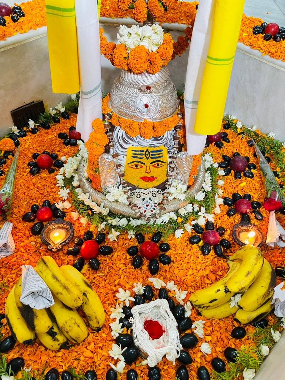 Sawan month starts from today, for two months the chants of Bol Bam will echo in pagodas