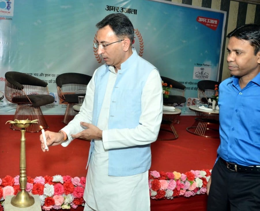 Amar Ujala's Outstanding Teacher Award Ceremony-2023: It is the responsibility of the teachers to prepare the new generation.