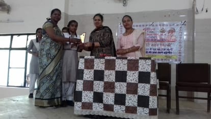 Sonam got first place in craft competition
