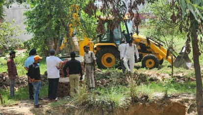 Illegal encroachment removed from ceiling land
