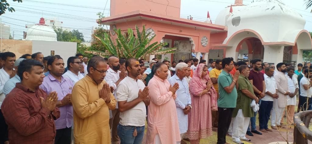 Prohibition on entering the colony, recitation done elsewhere, Mahapanchayat will be held on 16th