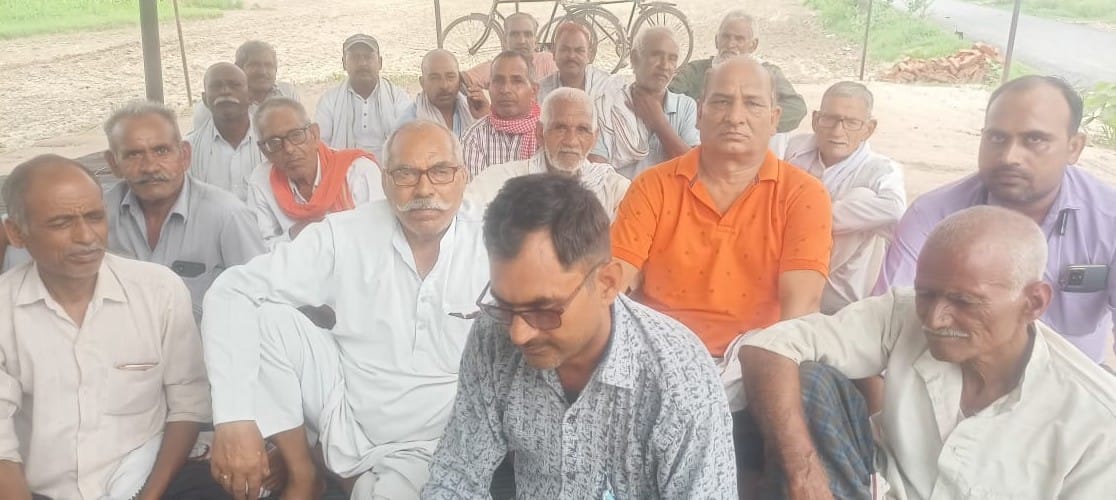 Angry BJP leaders resigned due to the indifference of public representatives