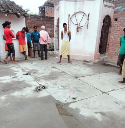 Remains of animals thrown in temple premises, anger among villagers