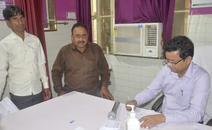 Budaun News: बारिश में फंगल इन्फेक्शन का खतरा बढ़ा increased risk of fungal infection in rain
