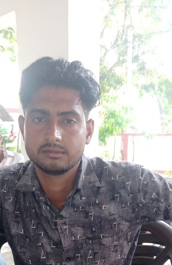 Crooks looted 55 thousand rupees from finance worker