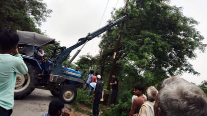 Power supply disrupted in many places, people were troubled for hours