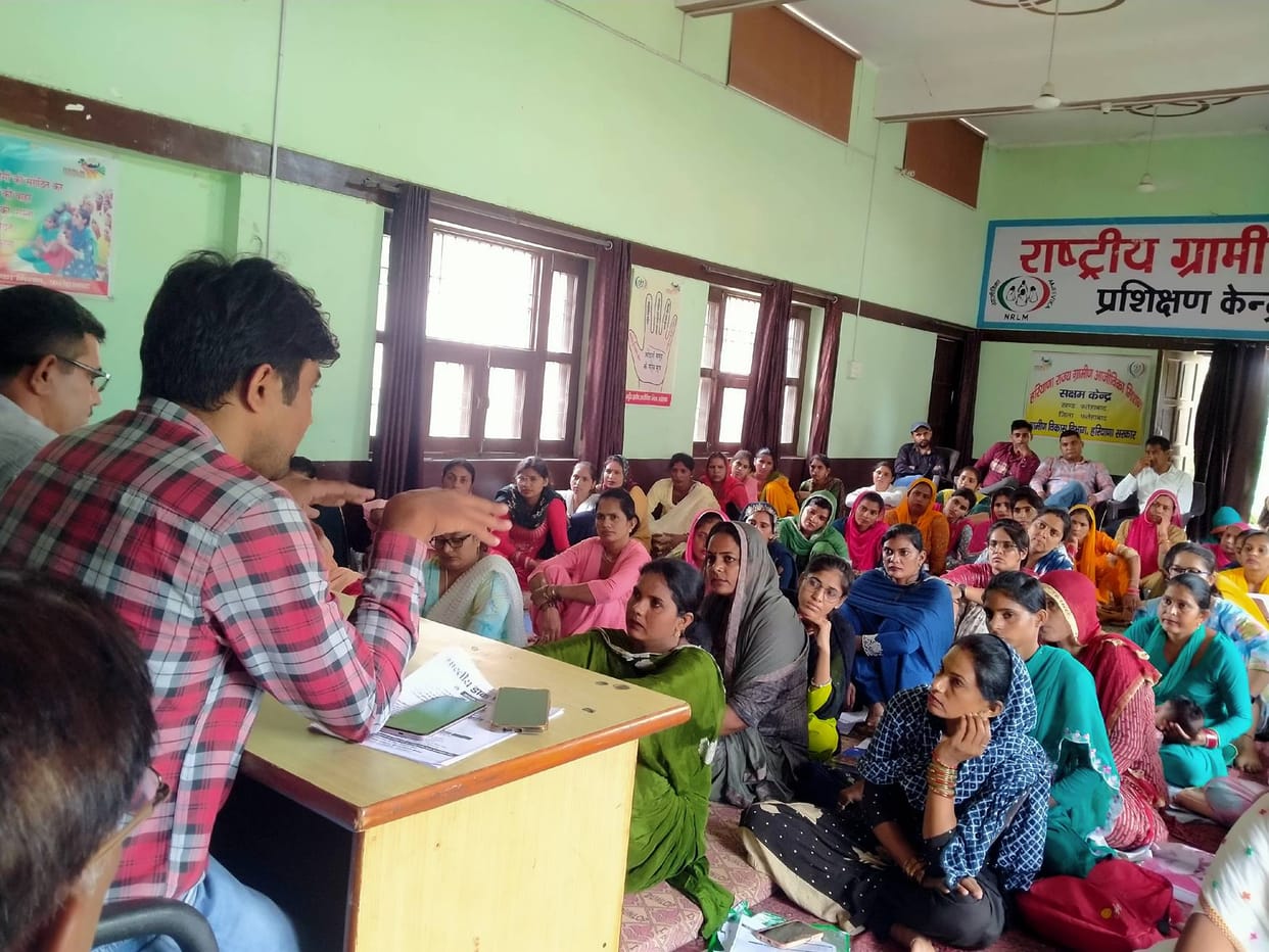 Postal Bank Sakhi will promote digital payment from door to door