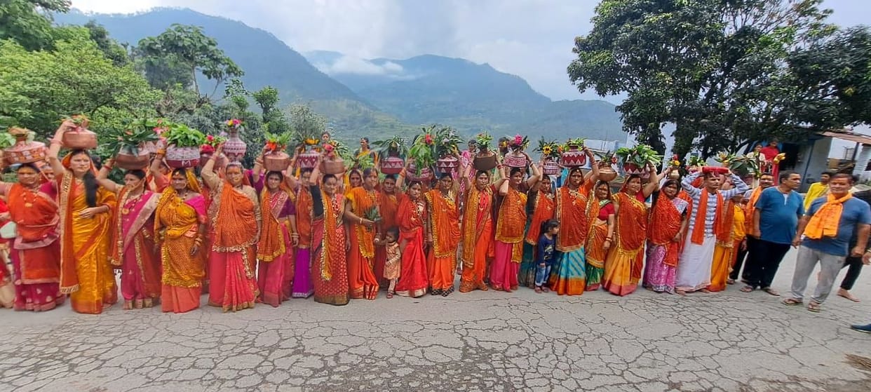 Before Goddess Bhagwat women took out Kalash Yatra