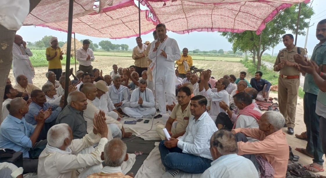 issue of Hathras Jalesar road will reach the assembly