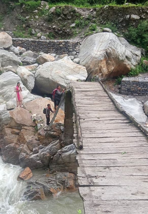 Rivers swelled due to heavy rains in Pithoragarh, 12 roads closed