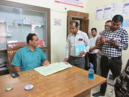 Instructions to stop salary of two medical officers found absent in PHC