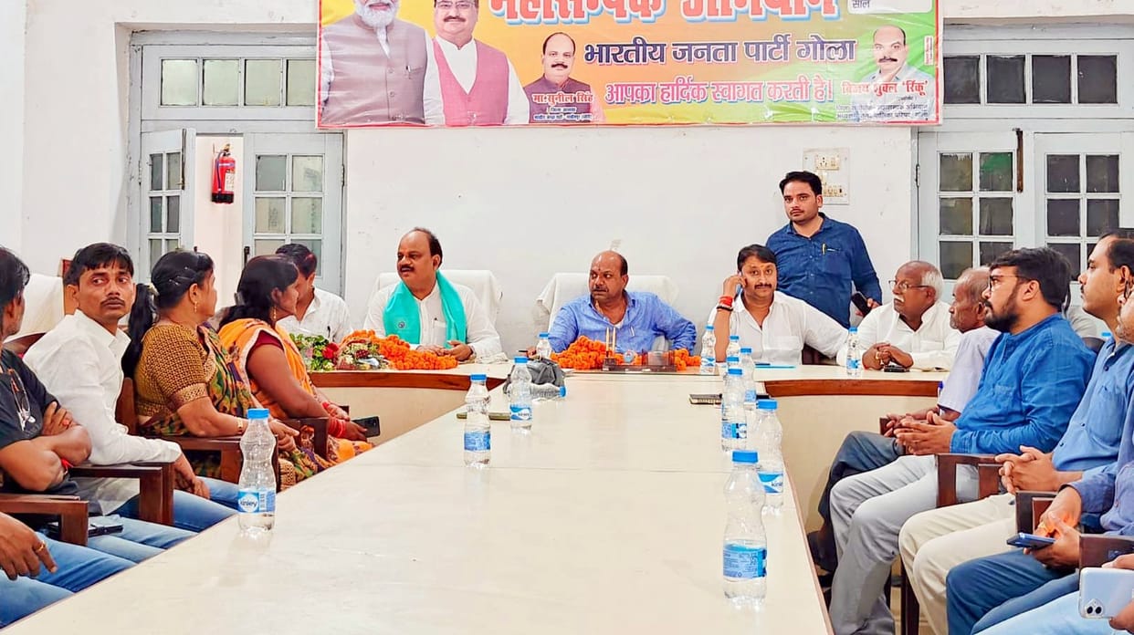 Flowers will rain on Kanwariyas every Monday