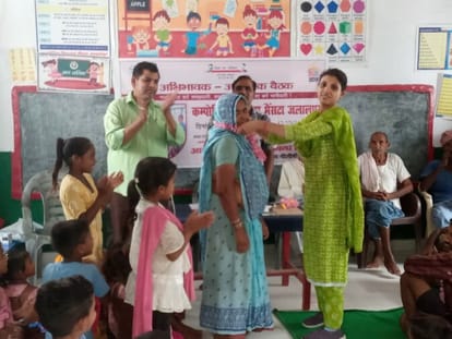 Parents give education environment to children at home