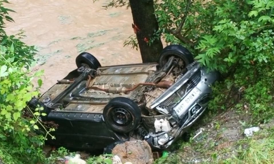 Car Accident in Lohaghat