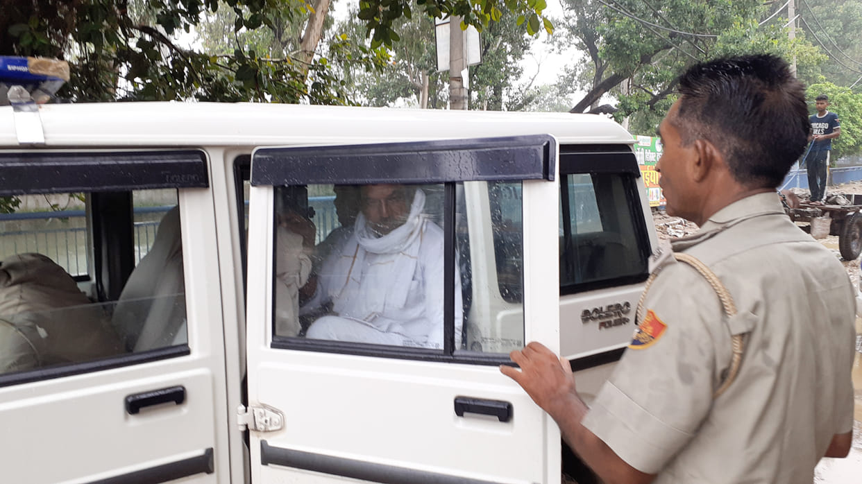 Deal fixed for 45 thousand rupees for fetal sex test, doctor and middleman arrested, ultrasound center sealed