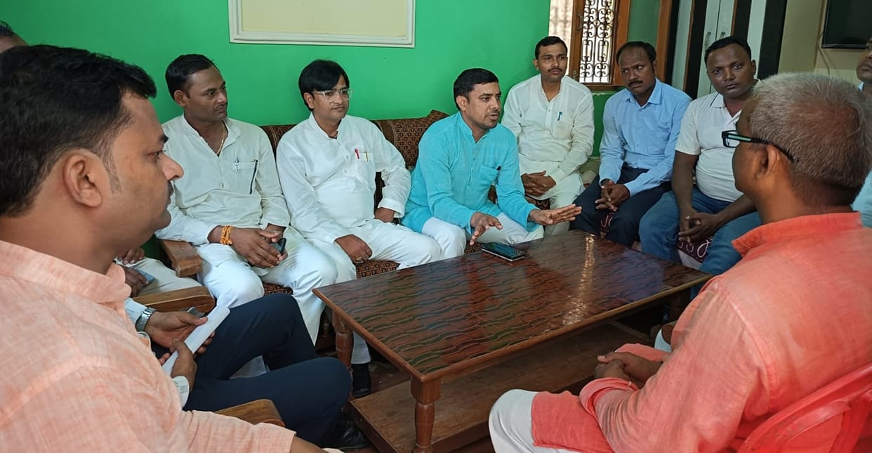 Members of teachers self care team met the relatives of the late teacher