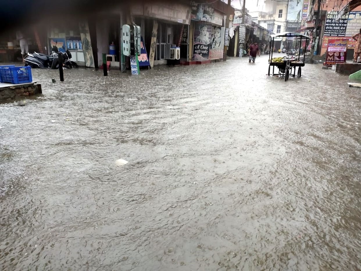 Storm rained from the sky, the streets and main roads of the city became rivers, water entered the houses