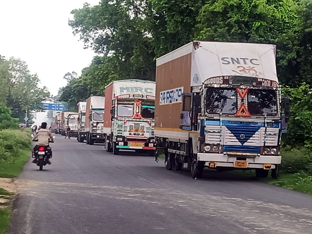 Traffic plan failed, mercy on vehicles, devotees had to face difficulties