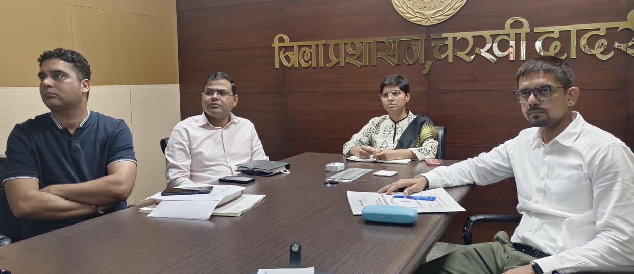 Deputy Commissioner ordered officials to remain alert regarding flood control