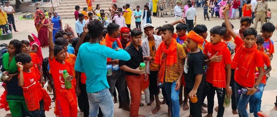 Inflow of devotees in Shiva temples, vows sought by Jalabhishek