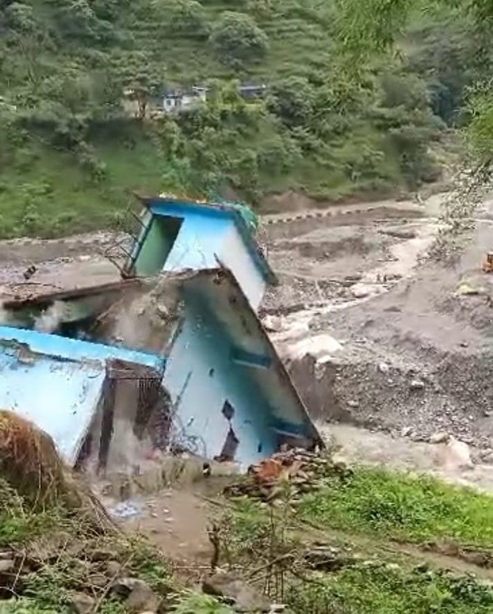 Kali river is in spate, life is becoming a disaster
