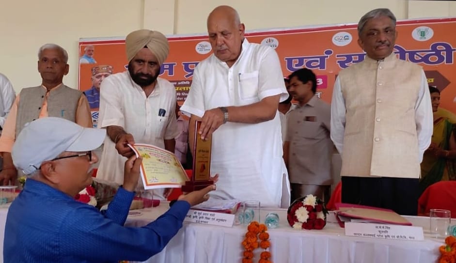 Farmer honored in general exhibition