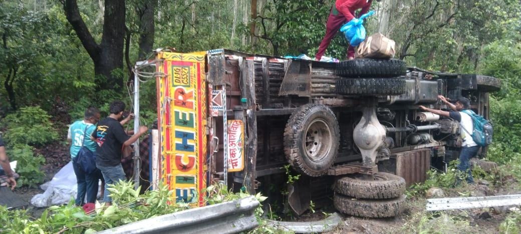 truck accident of kamvdi in bahraal