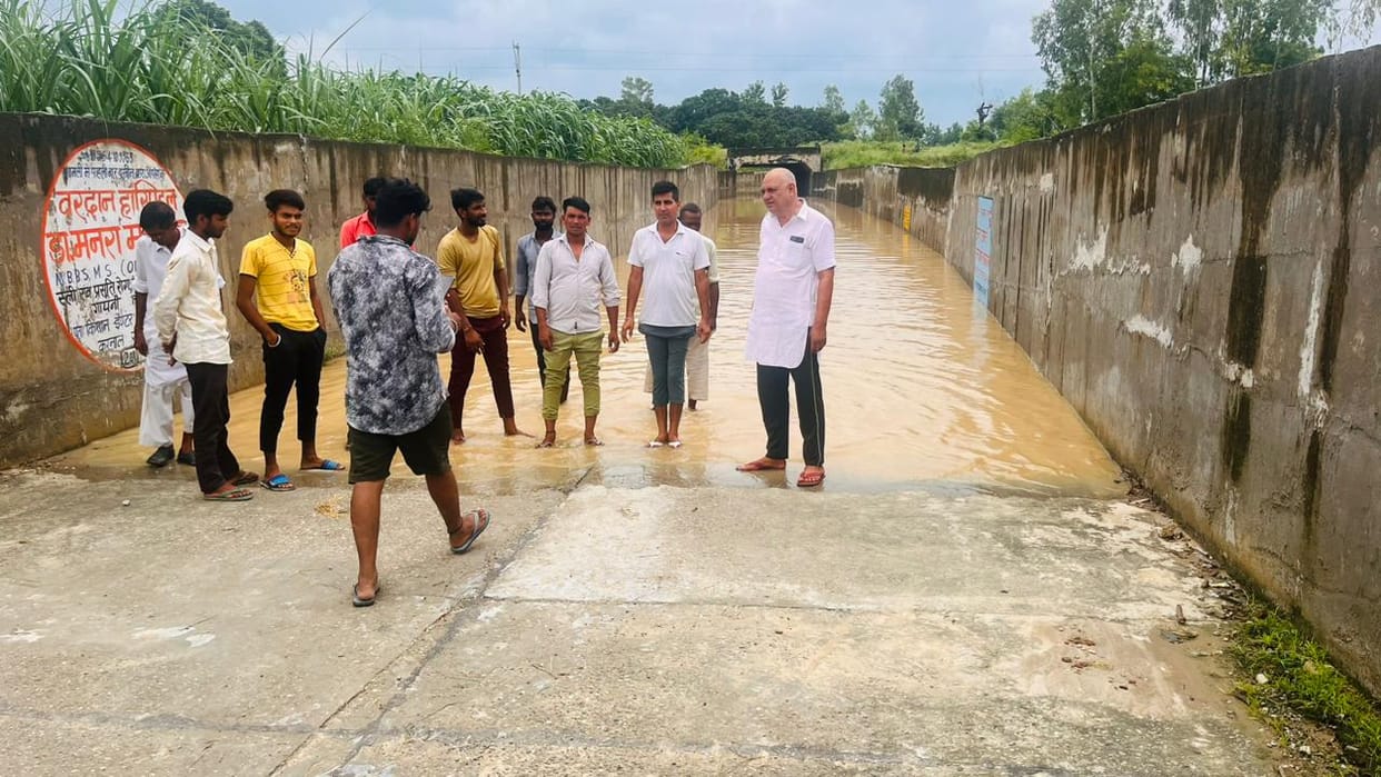 People were troubled by waterlogging in the underpass