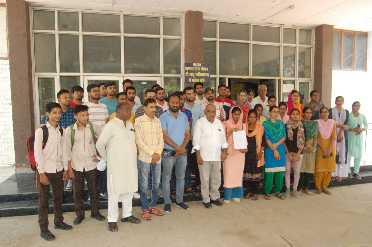Students will protest in small secretariat from today against shifting of library