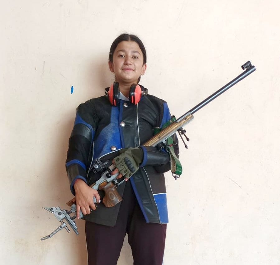 Manisha Dhami won gold, Harshit won silver in shooting