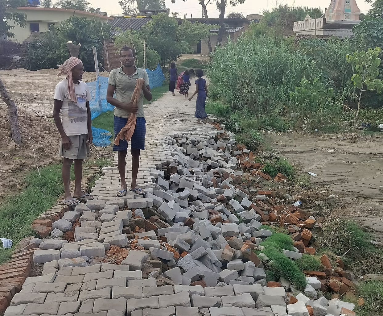Interlocking road collapsed after four months of construction