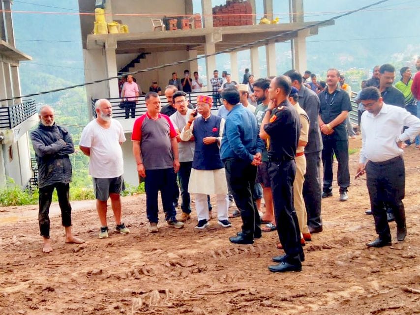 The governor took stock of the damage caused by heavy rains in Shamti
