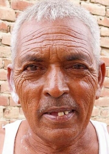 Heat is at its peak, drinking water crisis due to hand pump failure