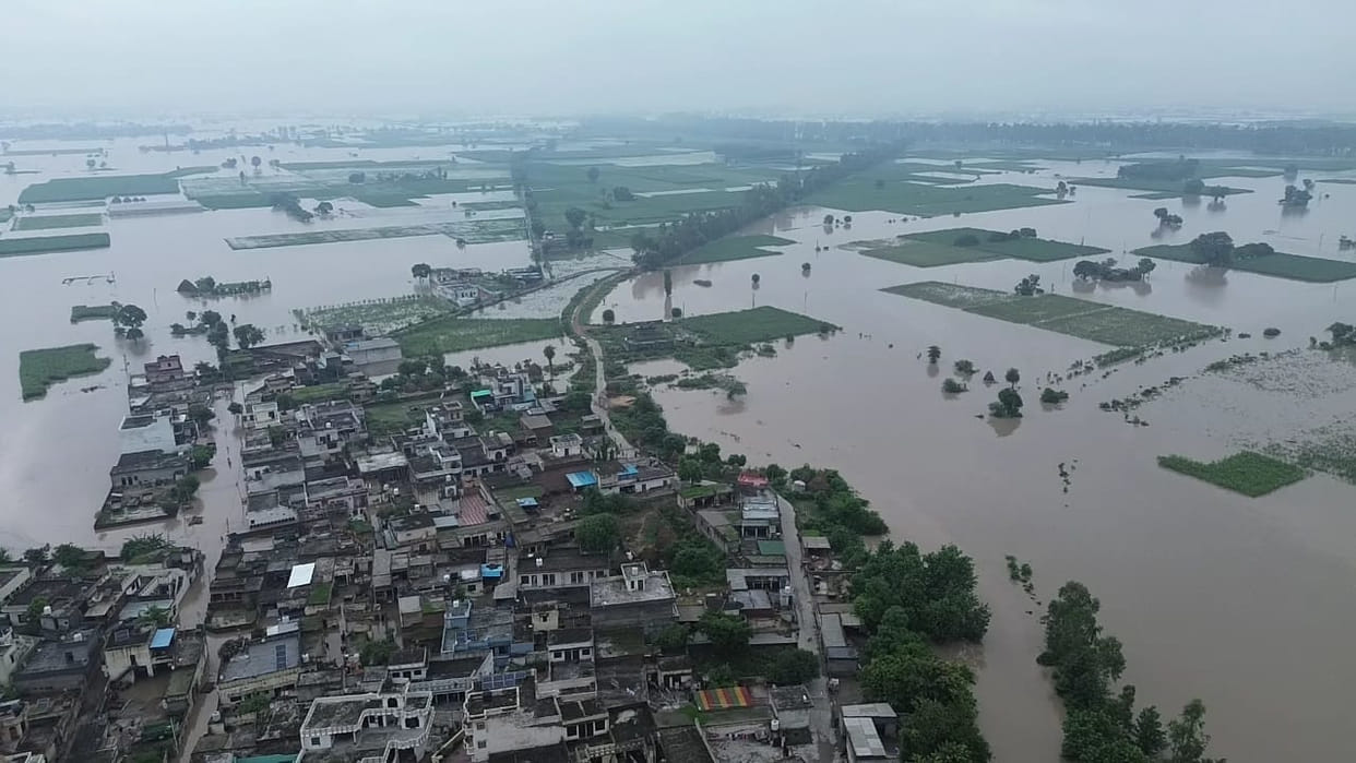 Flood wreaks havoc everywhere
