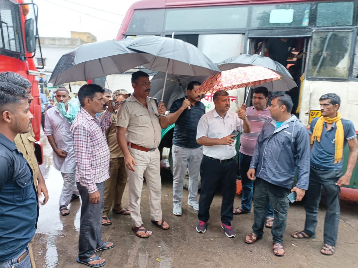 Roadways buses became the support of railway passengers