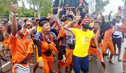 Devotees of Bhole want to look different