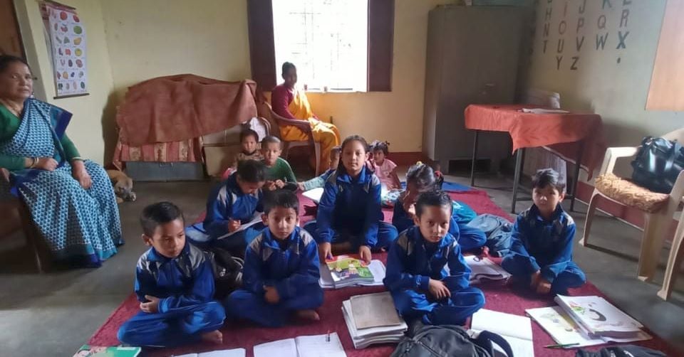 dilapidated school children will study in anganwadi center