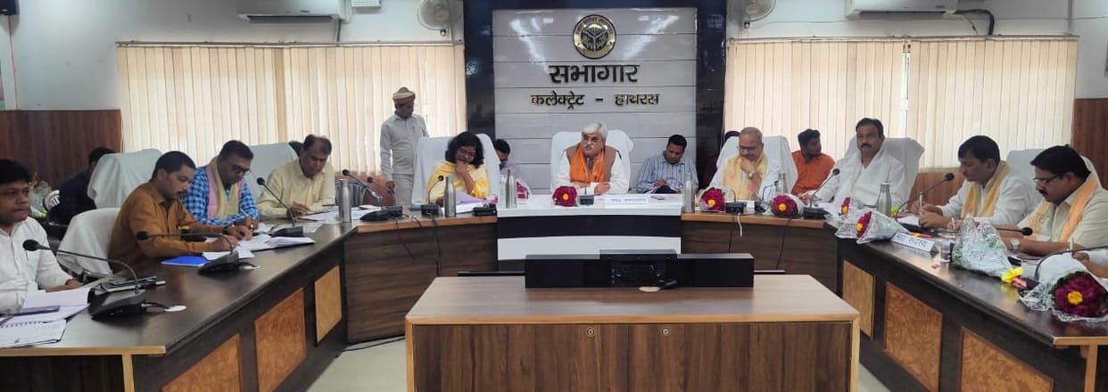 Warn officers who do not give satisfactory progress