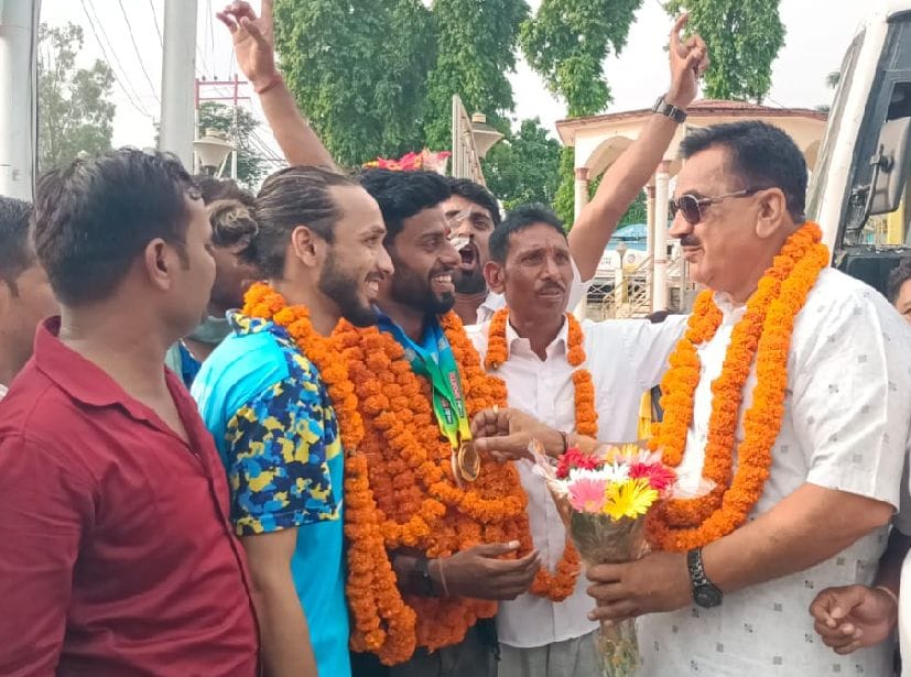 Ravi Wins Gold And Bronze in International Event
