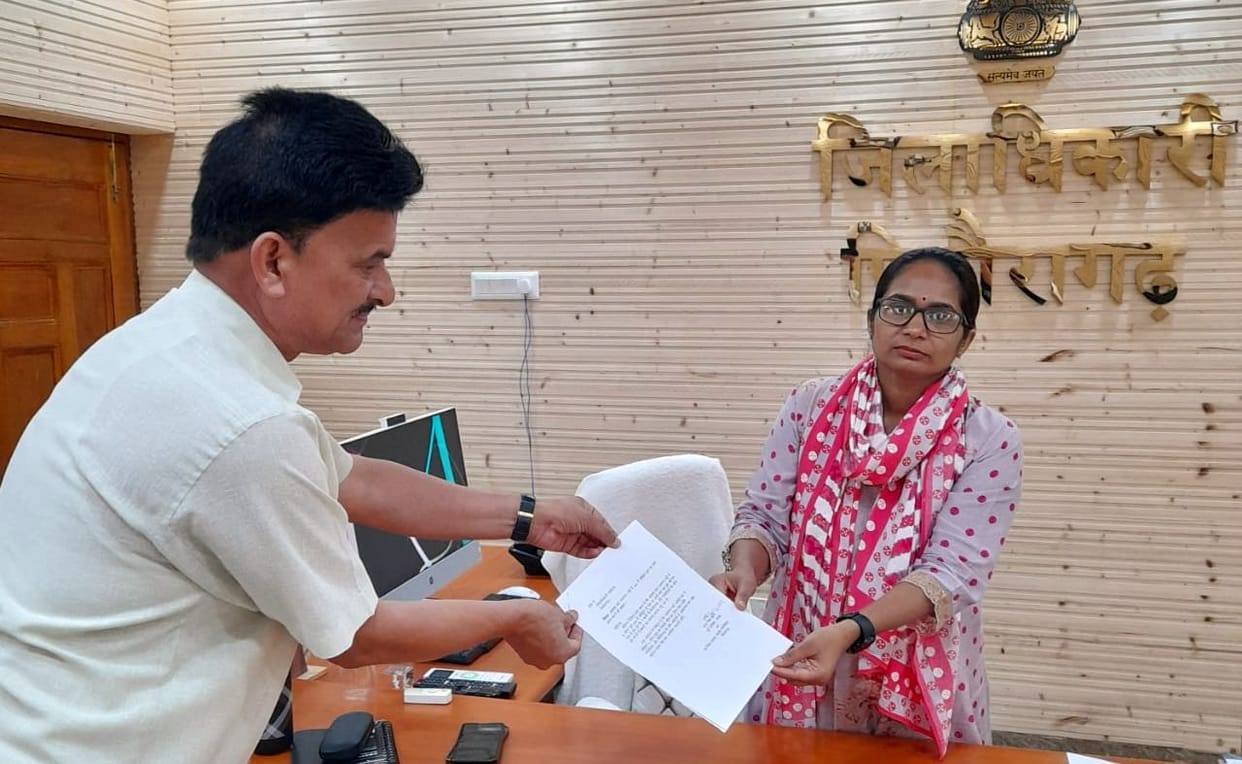 Bridges could not be built in Chandikaghat and Aamwalaghat for 17 years