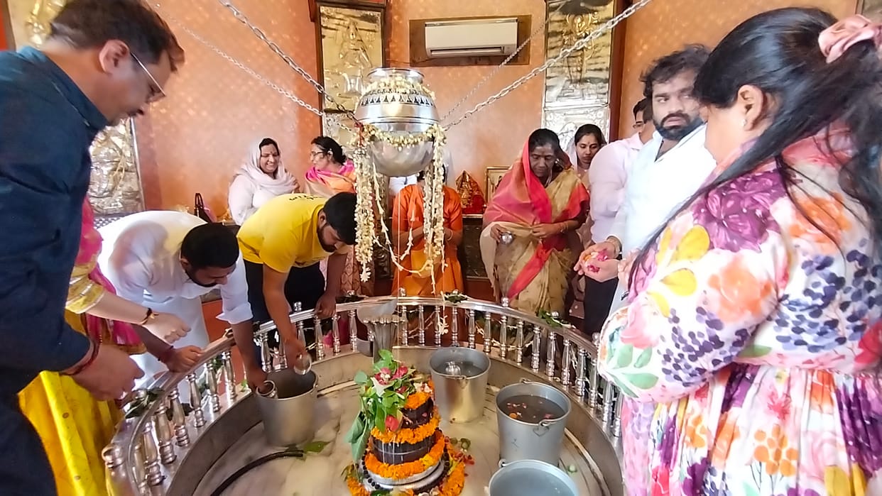 The Shivalaya resounded with the shouts of Har Har Mahadev