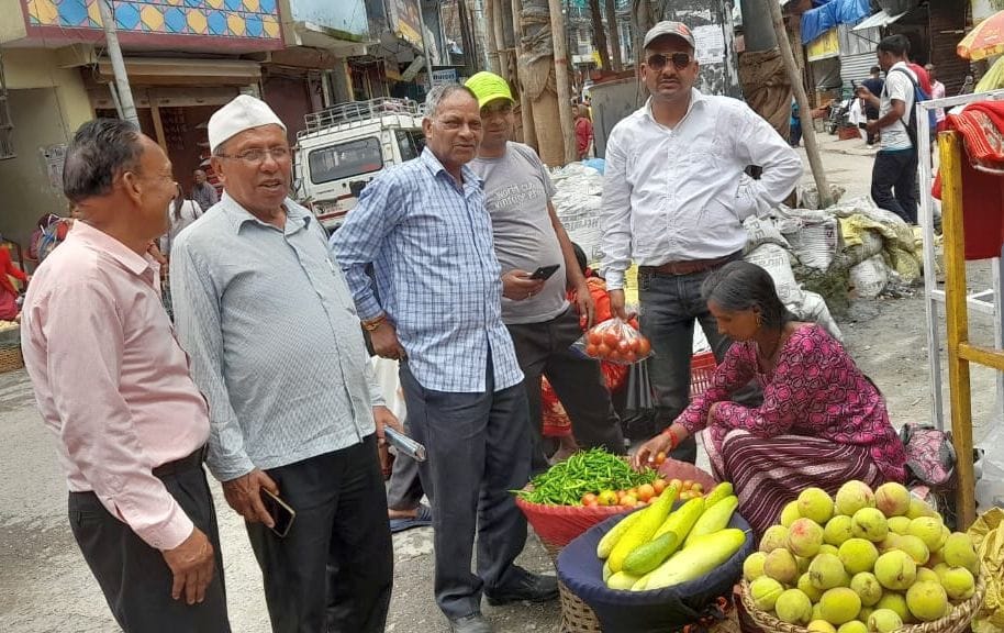 Tomato came from Nepal to Dharchula market