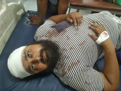 Fighting and firing between two sides of traders in Varkajai locality