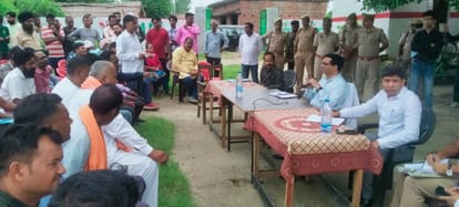 DM listened to the problems by installing a chaupal in the village of Nepal border