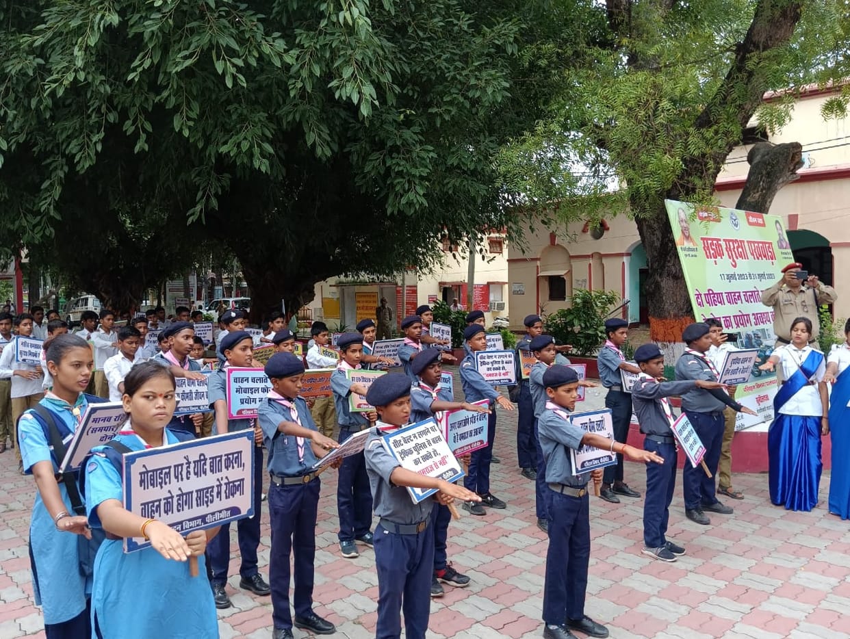 Oath administered to follow traffic rules