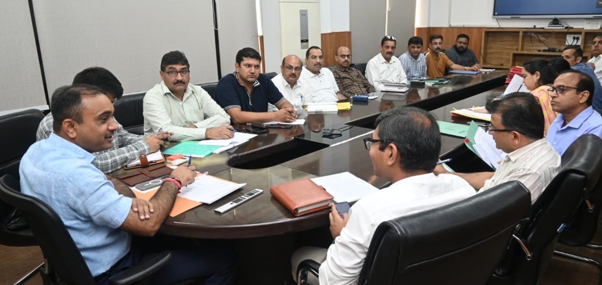 divisional commissioner, meeting