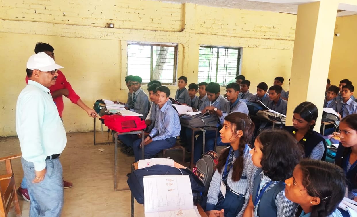 The school did not have the certificate of recognition, closed