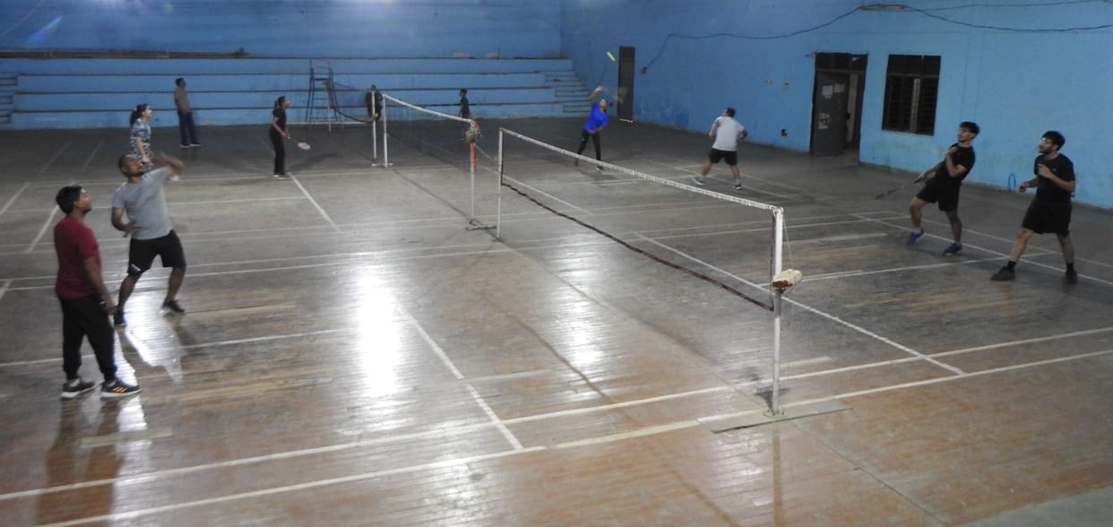 Badminton hall built at a cost of one crore, coach did not come even after 18 years