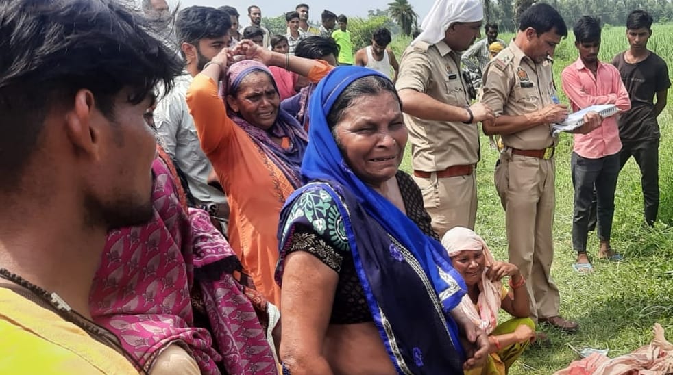 Officers camped in Makhwada, looking for Guldar with drone