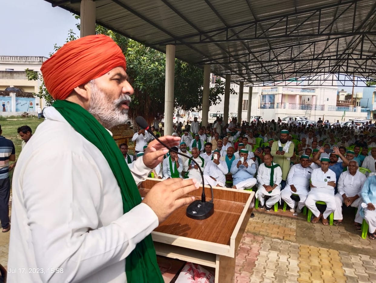 Democracy is over, government is breaking parties: Rakesh Tikait